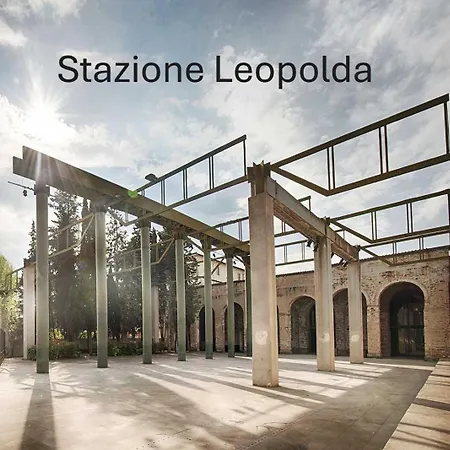 1000 Mt Far From Center - Dimora Leopolda Apartment *
