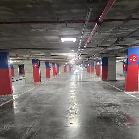 1000 Mt Far From Center - Dimora Leopolda Appartamento